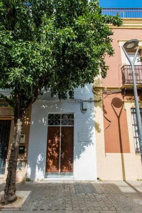 Lujoso Apartamento Con Patio En Triana Sevilla Exteriér fotografie